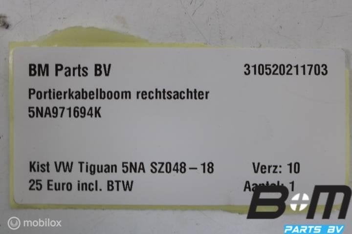 Portierkabelboom rechtsachter VW Tiguan 5NA 5NA971694K, Gebruikt