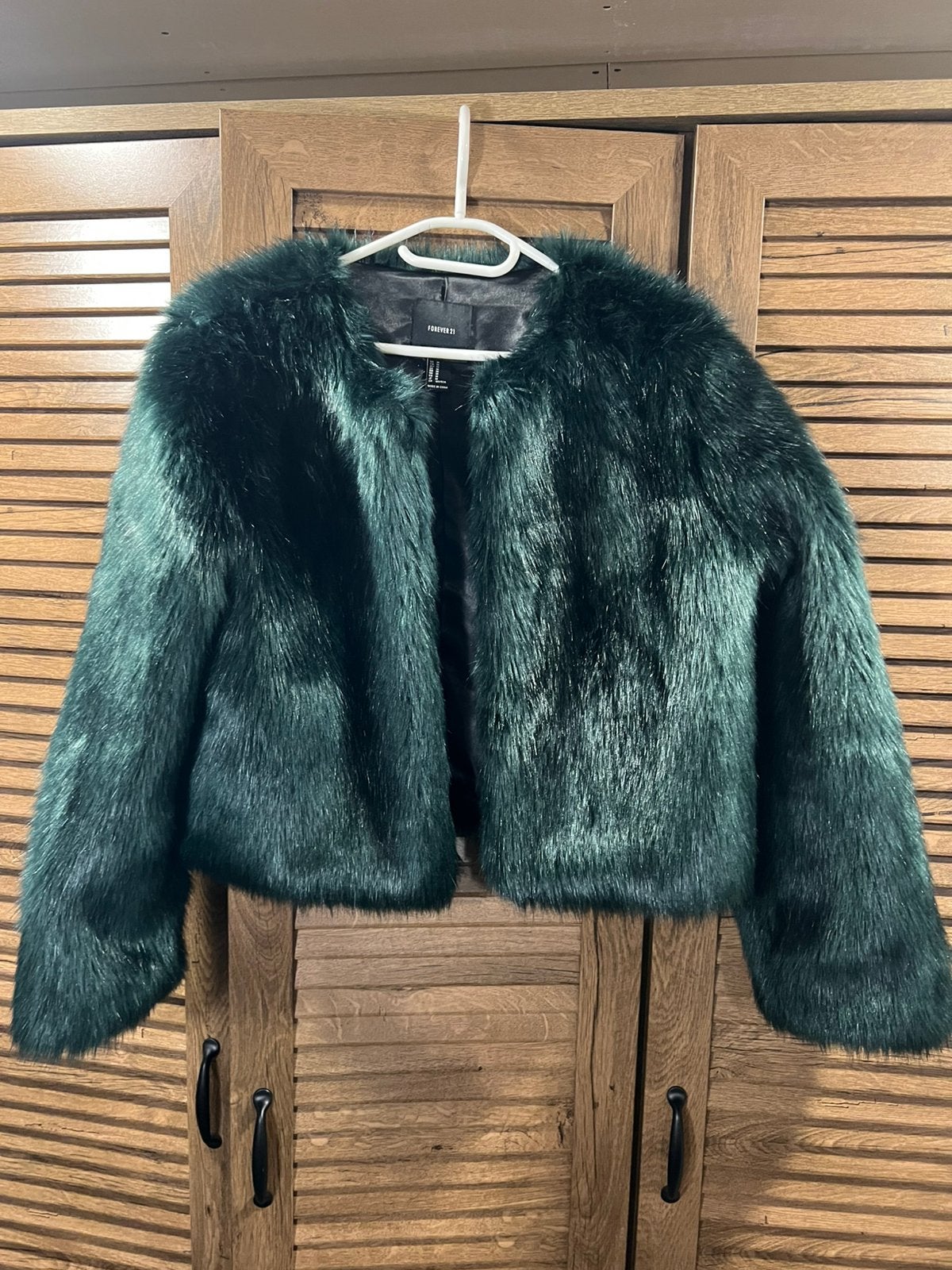 Groen bontjasje, Kleding | Dames, Ophalen of Verzenden, Zo goed als nieuw, Maat 36 (S), Carnaval