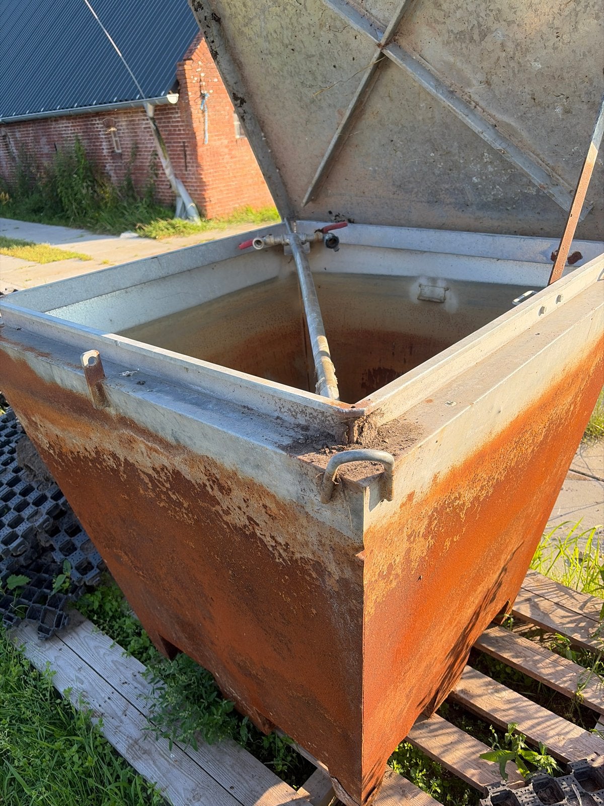 Waterput met Deksel - Ideaal voor bouw of verbouw, Ophalen, Gebruikt
