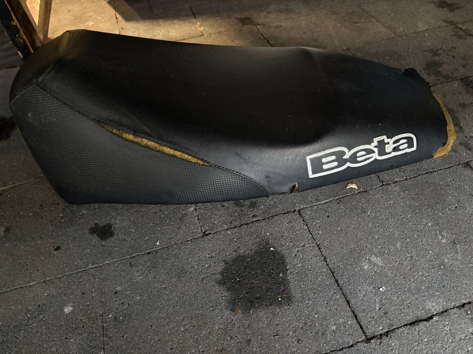 Beta ark zadel, Fietsen en Brommers, Brommeronderdelen | Scooters, Ophalen, -, -, Beta