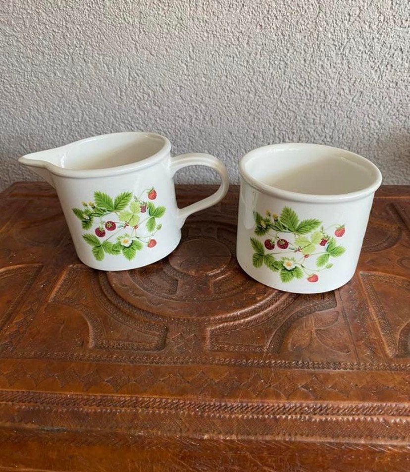 Portmeirion Summer Strawberries, Huis en Inrichting, Keuken | Servies, Zo goed als nieuw, Overige typen, Overige stijlen, Porselein