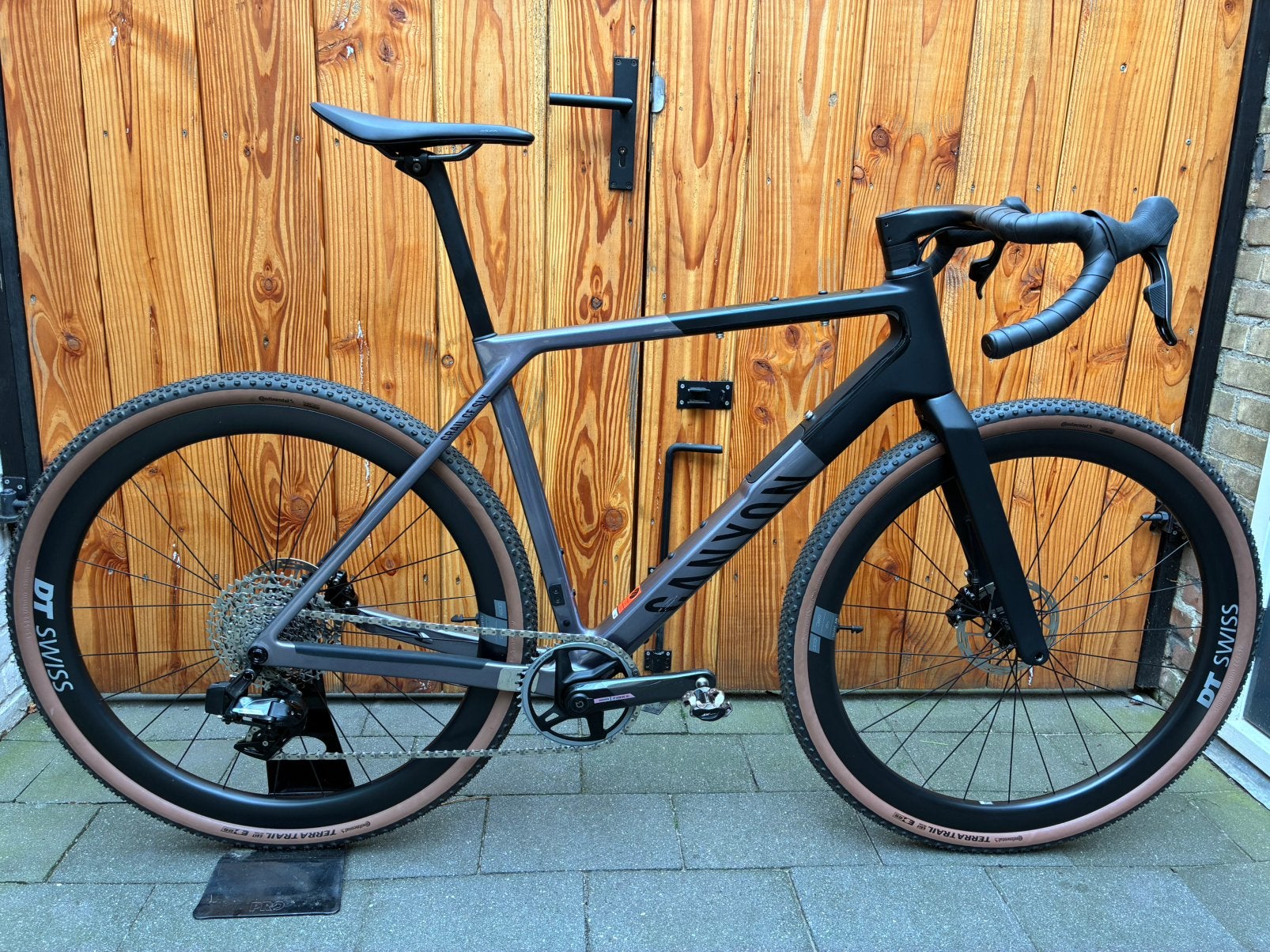 Canyon Grail CF SLX 8 Obsidian Bloom M (2025), 28 inch, Carbon, 10 tot 15 versnellingen, Heren