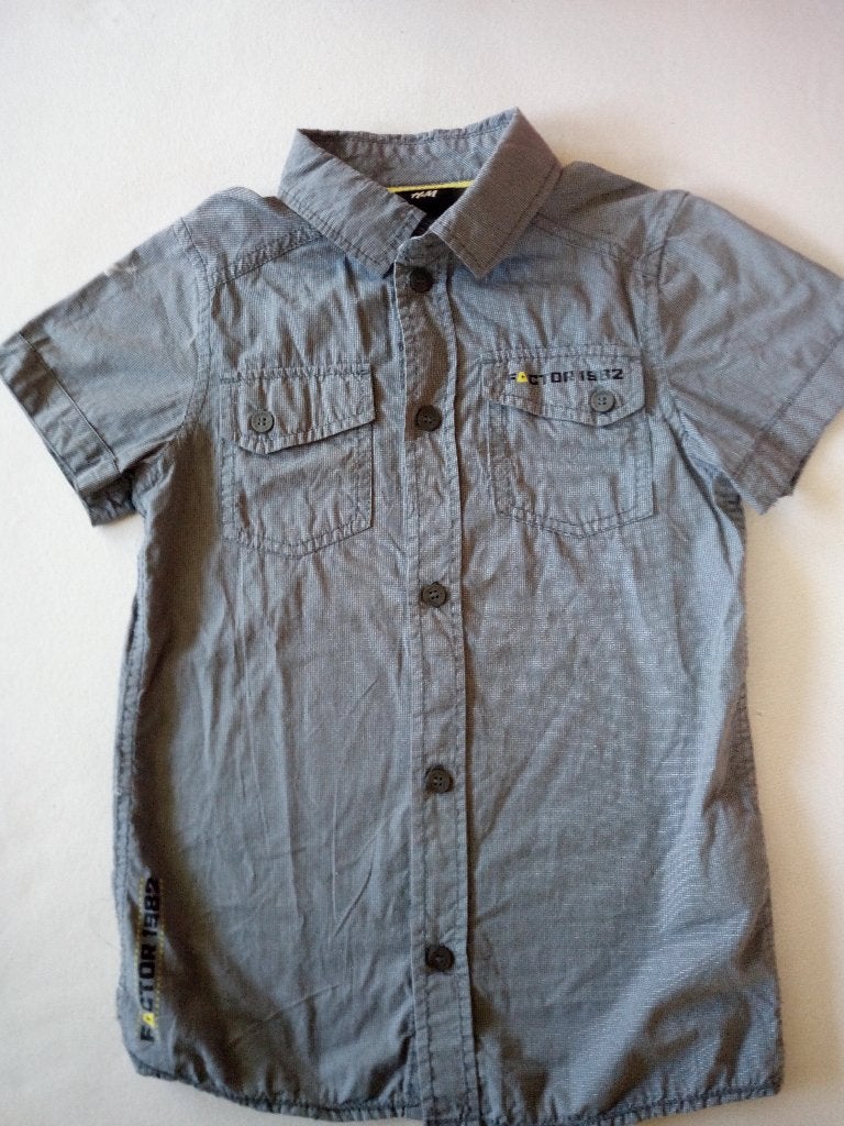 Leuke blouse korte mouw klein ruitje 134, Ophalen of Verzenden, Gebruikt, Jongen, Overhemd of Blouse