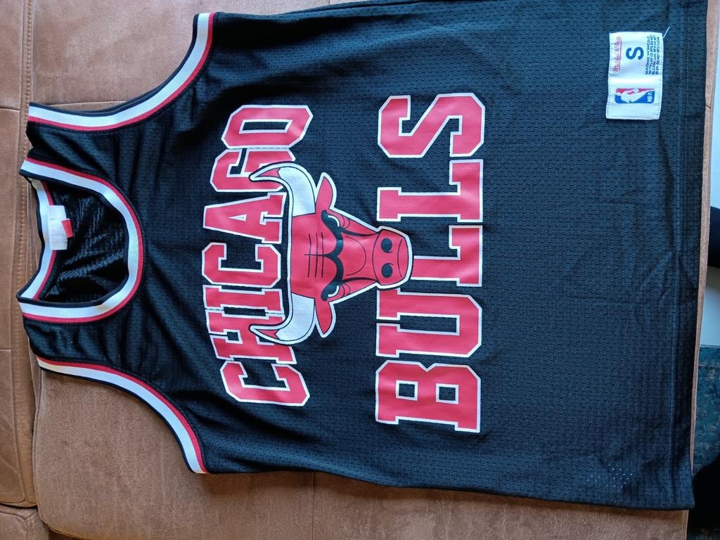 Chicago Bulls Michael Jordan Jersey Mitchell & Ness Vintage, Sport en Fitness, Basketbal, Ophalen of Verzenden, Kleding