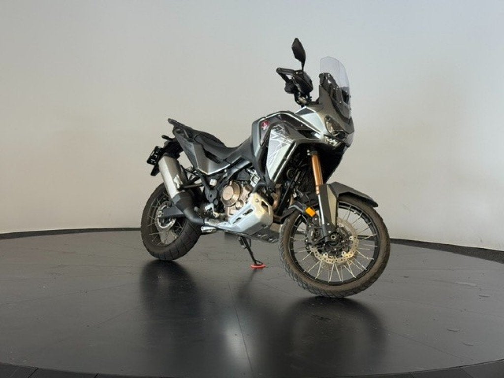 Honda africa twin  CRF1100 - Adventure sports - voet geschak, Motoren, Honda Motor Co., Ltd., Overig, Use contact form via Honda website