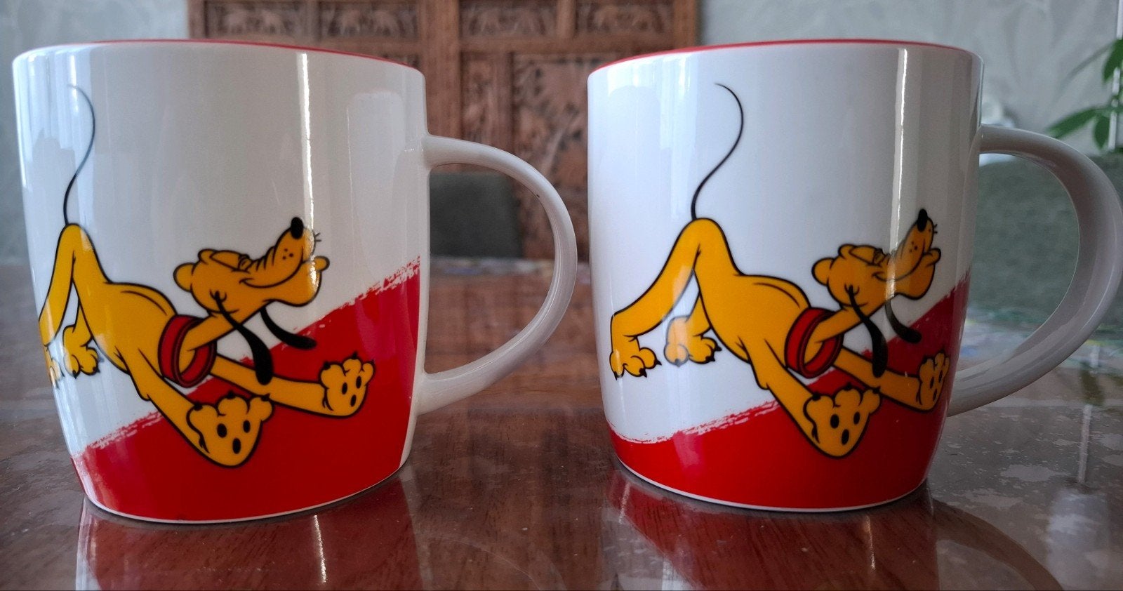 Set van 2 Disney Mickey and Friends Pluto mokken, Ophalen of Verzenden, Zo goed als nieuw