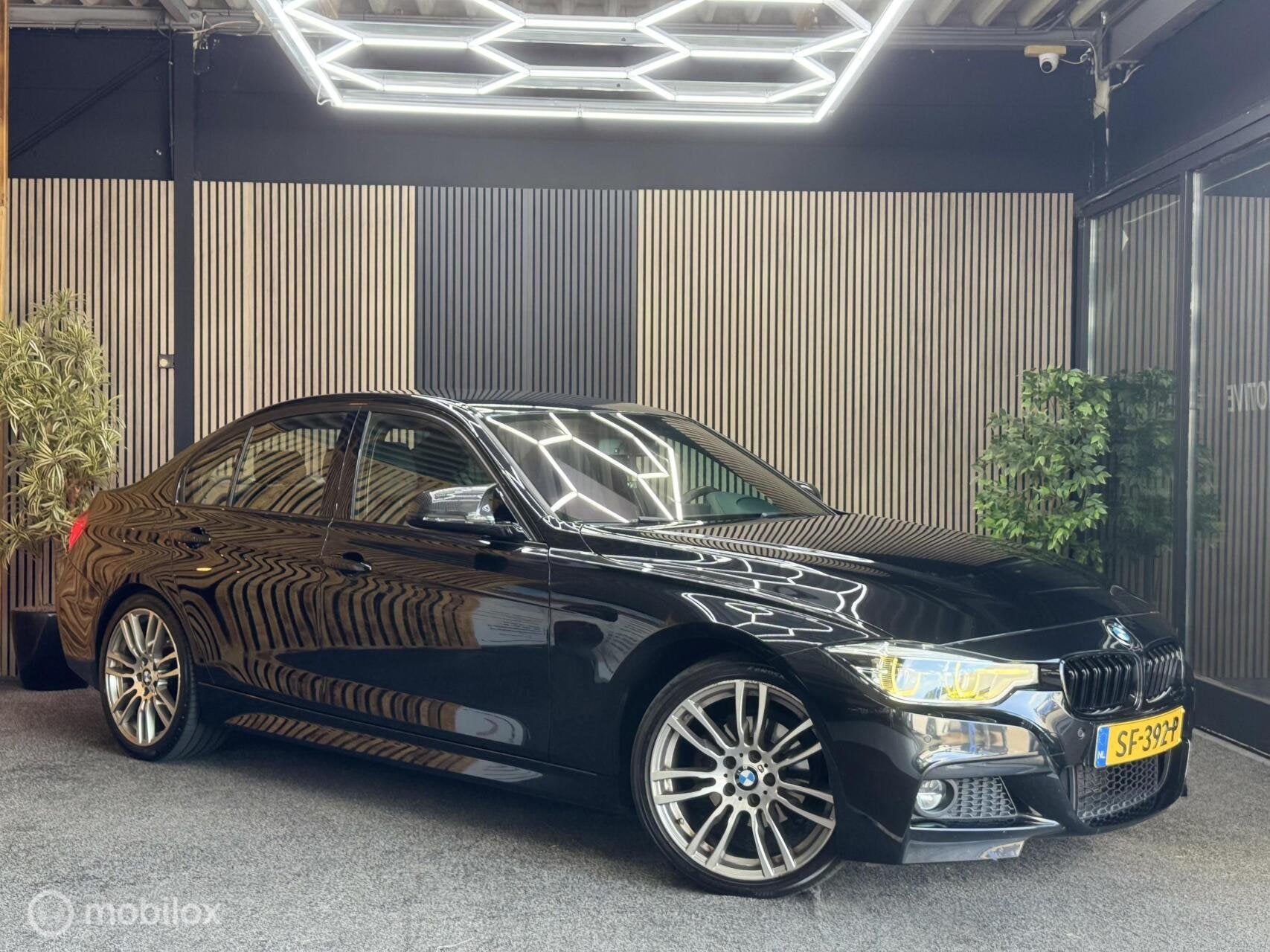 BMW 3-serie 320i Edition M Sport|Led|Pdc|Navi|Virtual, Auto's, Automaat, 1998 cc, Achterwielaandrijving, 4 cilinders