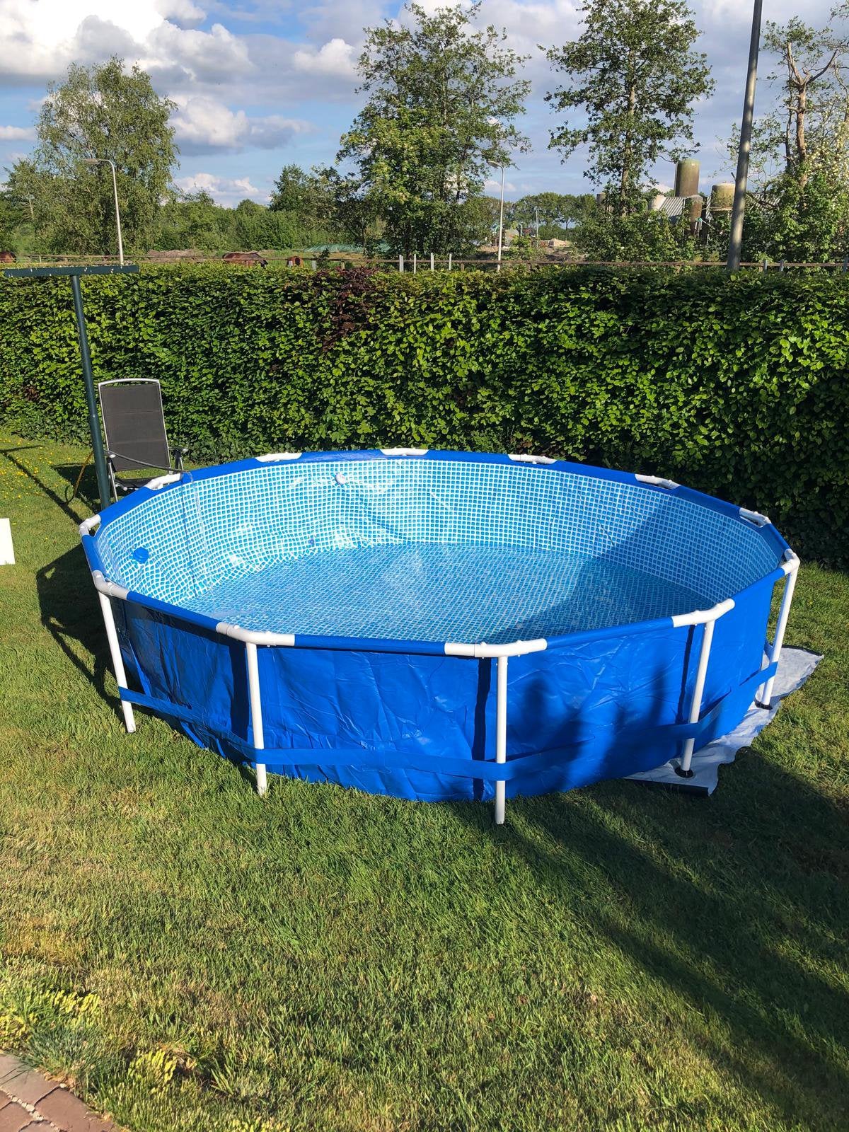 Intex zwembad + toebehoren, Tuin en Terras, Ophalen, Minder dan 80 cm, Zo goed als nieuw, Opzetzwembad