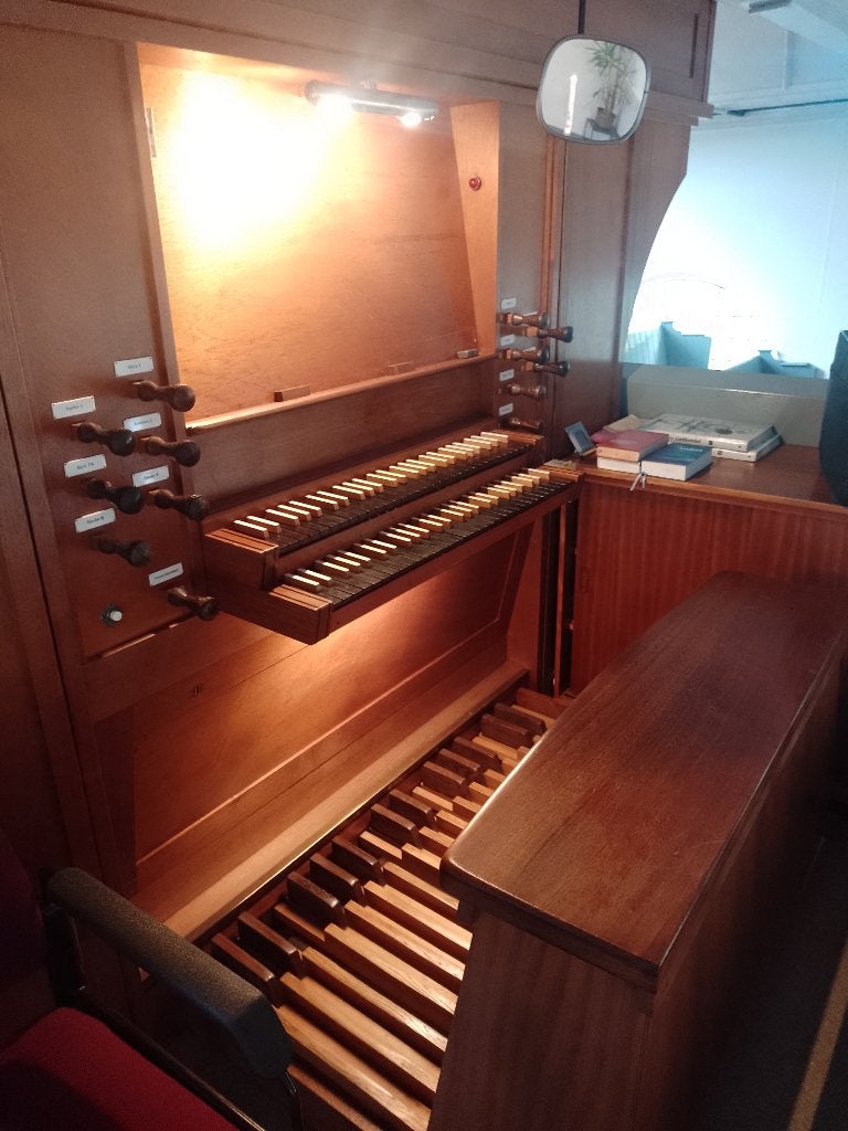 Organist gezocht in kerk Boornbergum, Ophalen, Nieuw, 2 klavieren, Orgel