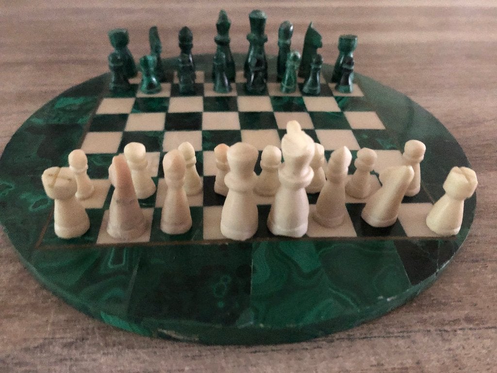 rond schaakspel van malachiet, Een of twee spelers, Ophalen of Verzenden, Zo goed als nieuw