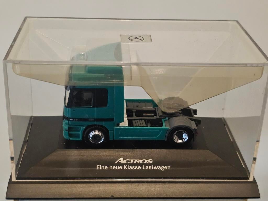 Herpa pc mercedes benz actros mp1 eine neue klasse lastwagen, Hobby en Vrije tijd, Modelauto's | 1:87, Ophalen of Verzenden, Zo goed als nieuw
