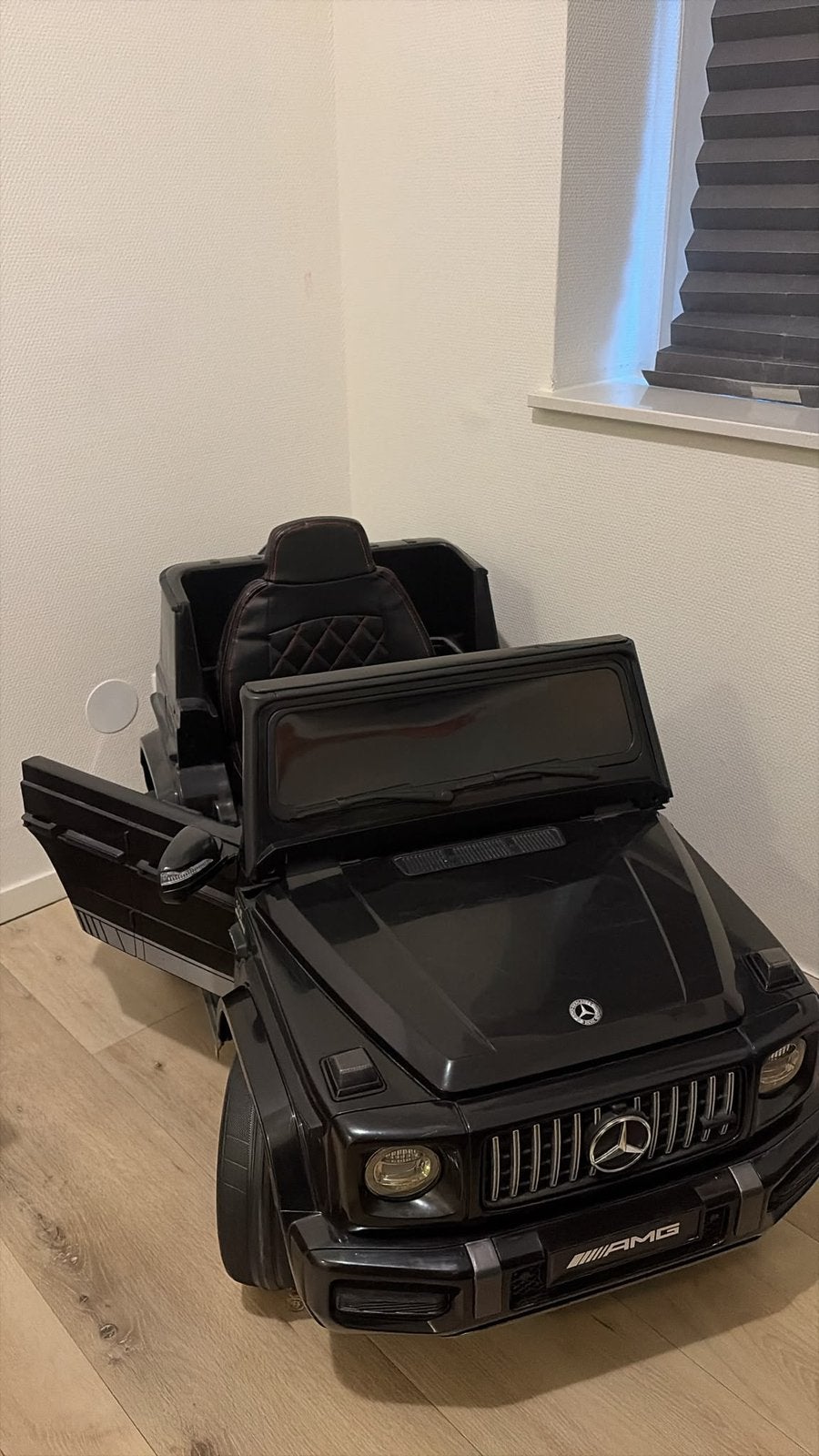 Mercedes g klass, Kinderen en Baby's, Ophalen, Zo goed als nieuw
