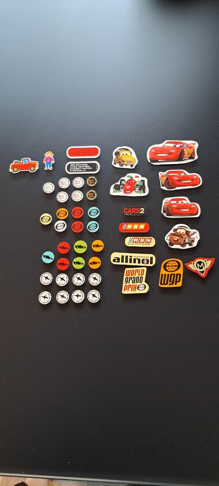 Set van nieuwe magneten, inclusief Cars Disney figuren en an, Ophalen of Verzenden, Nieuw