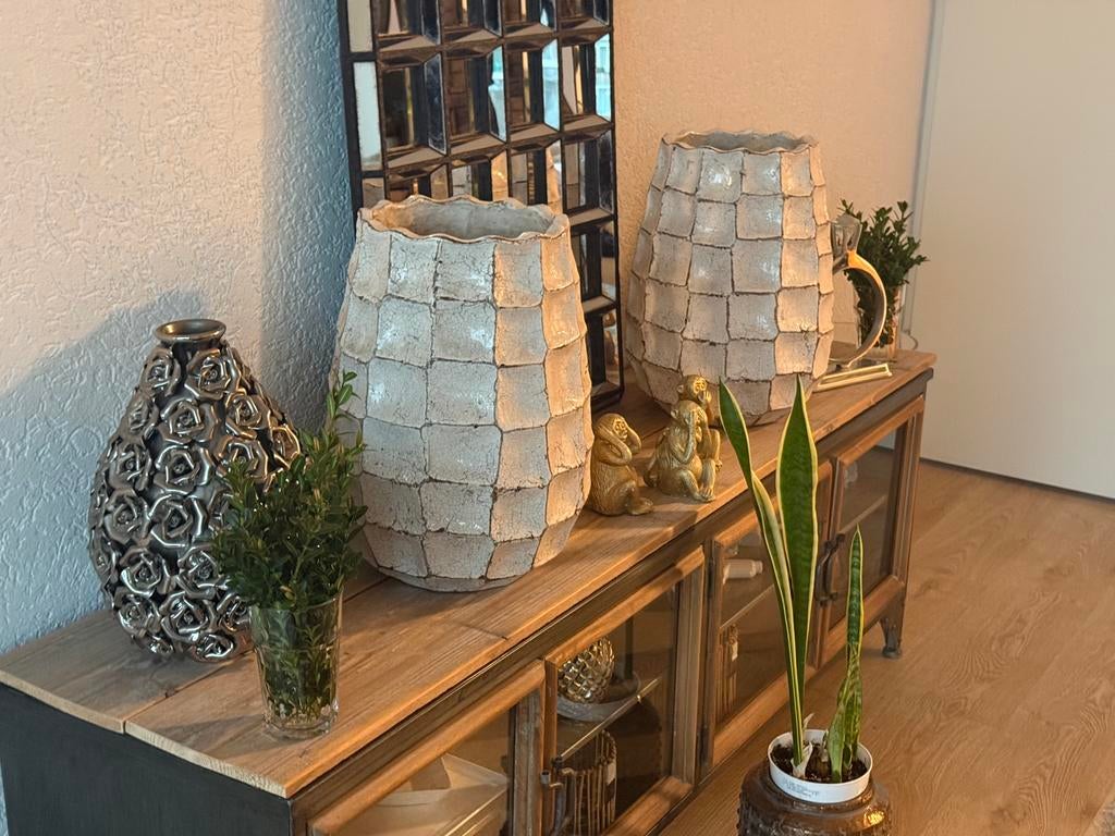 2 grote ceramiek vazen plantenbak van premium PTMD, Minder dan 30 cm, Rond, Ophalen of Verzenden, Zo goed als nieuw