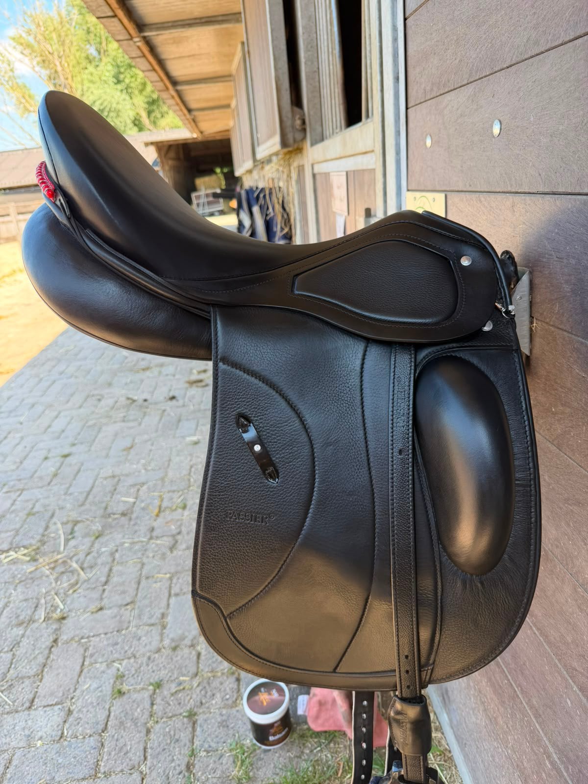 Prachtig Passier Grand Prix Special dressuurzadel 17,5 inch, Ophalen, Zo goed als nieuw, Dressuur