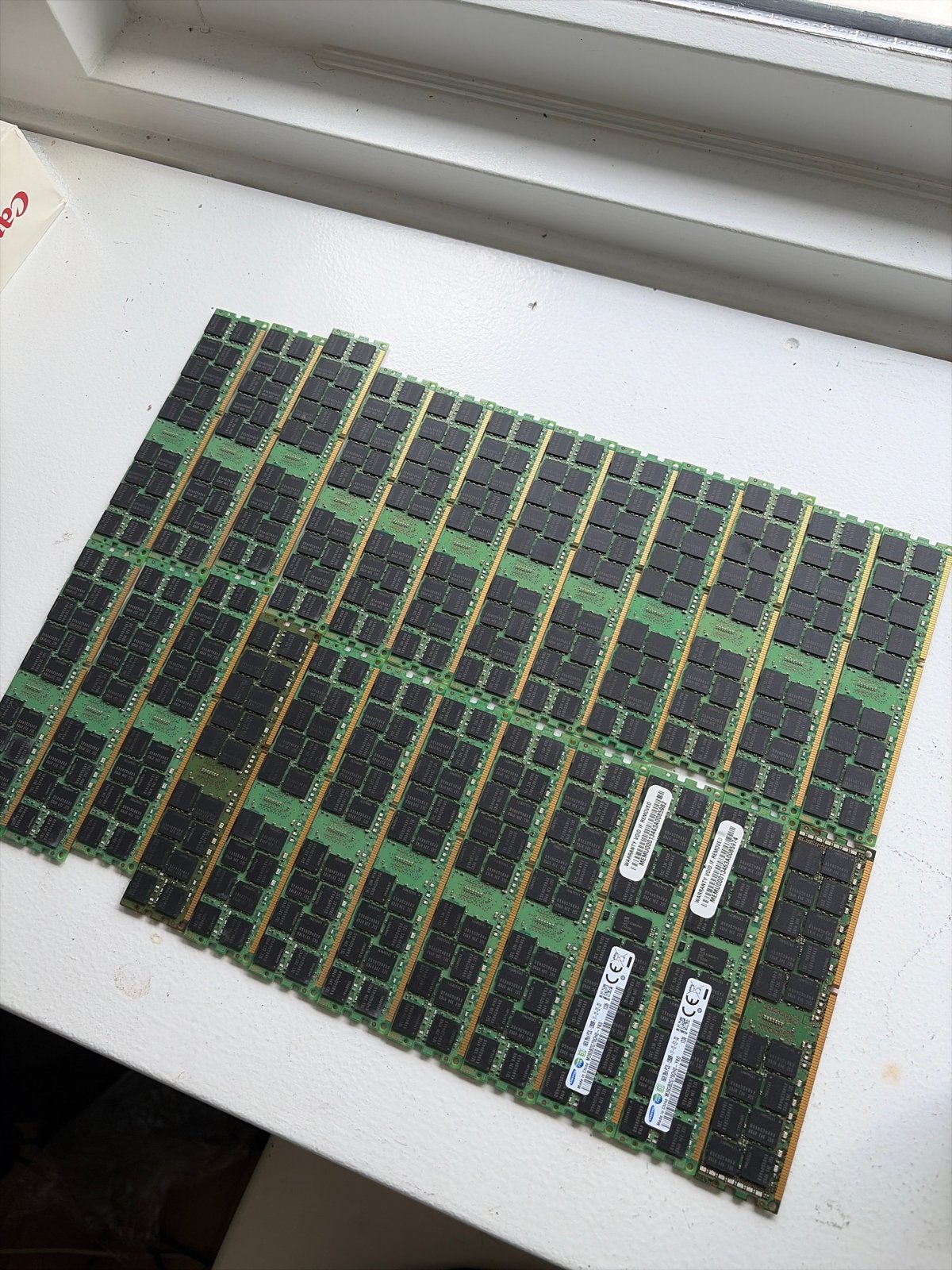 24x 16GB DDR3 RDIMM RAM sticks | ideaal voor AI Servers., Computers en Software, Ophalen of Verzenden, Gebruikt, DDR3, 16 GB