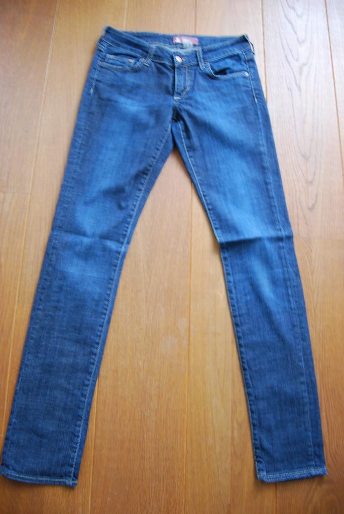Blauwe jeans, H&M fit sqin, maat 28, H&M, Blauw, Nieuw, Ophalen of Verzenden