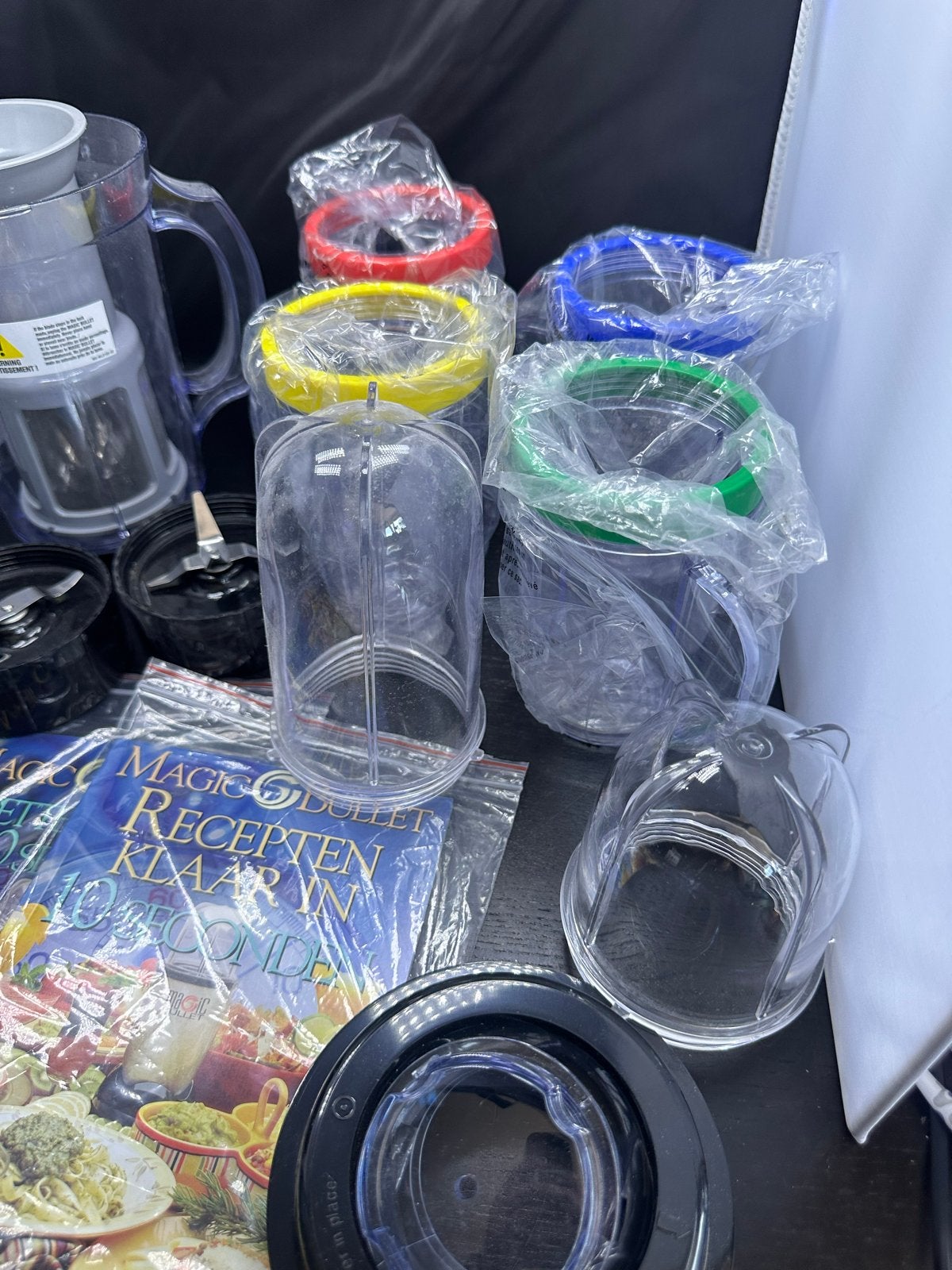 Originele Magic Bullet Blender 21-delige set - Zo goed als n, Ophalen of Verzenden, Zo goed als nieuw, D, W
