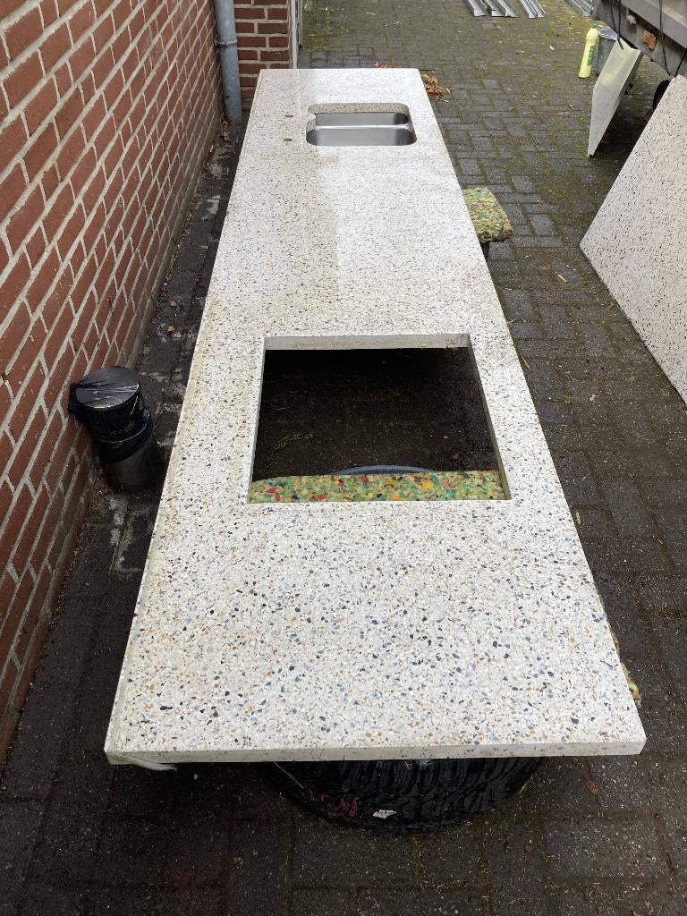 Terrazzo keukenblad 338 cm breed x 75 cm diep 4 cm dik, Ophalen, Gebruikt, 150 tot 200 cm, Minder dan 100 cm