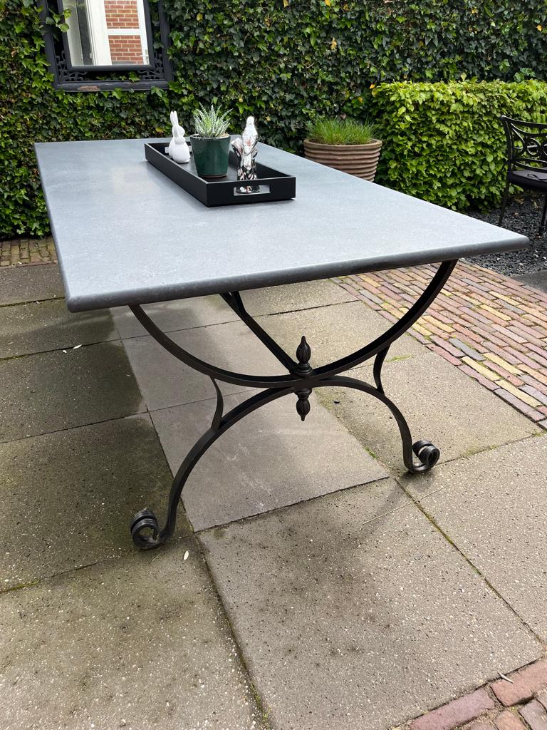 Robuuste tuintafel 200 x 100 cm – massief natuursteen blad, Ophalen, Overige materialen, Gebruikt, 8 zitplaatsen