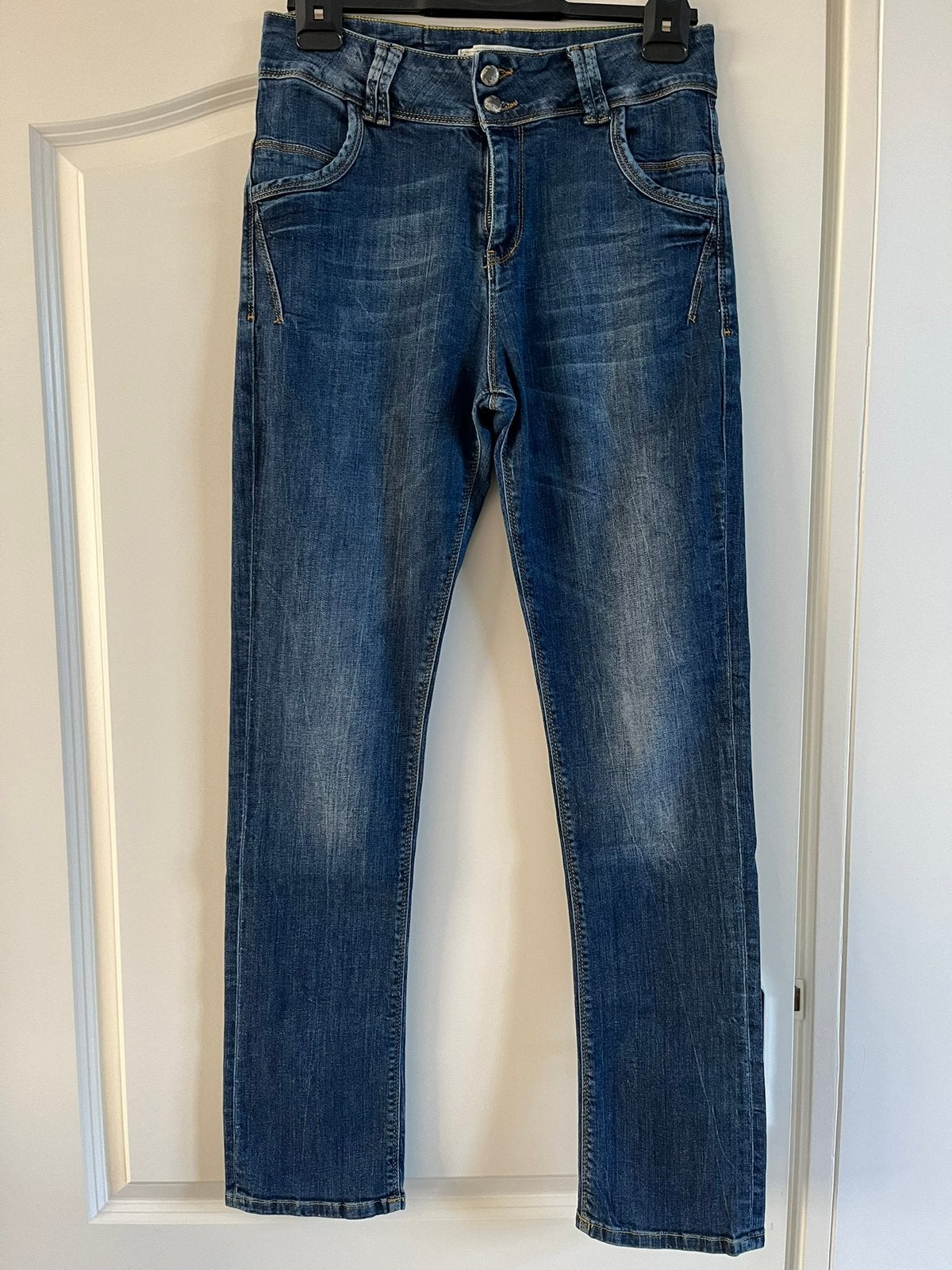 Fitt Jeans blauwe spijkerbroek maat 36, Kleding | Dames, Ophalen of Verzenden, Zo goed als nieuw, Blauw