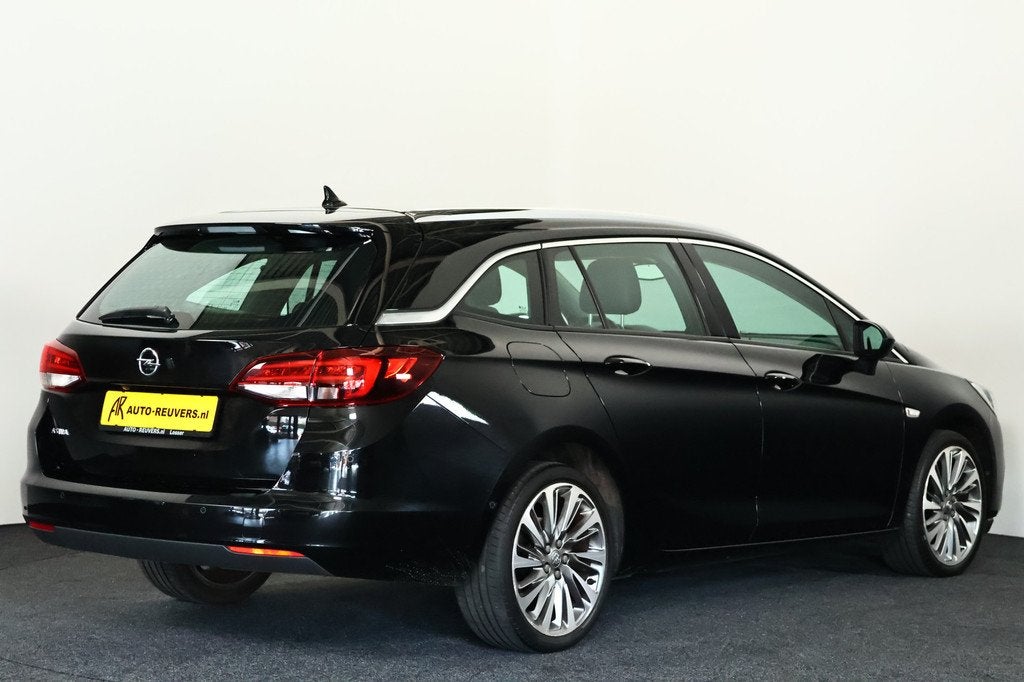Opel Astra Sports Tourer 1.2 Ultimate 145pk / LED Matrix / N, Voorwielaandrijving, Gebruikt, Zwart, 1199 cc