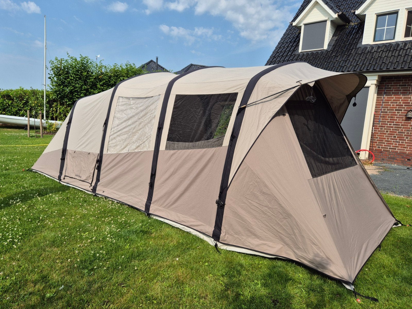 6 persoons oppomp tent Quechua 6.3 poly cotton, Caravans en Kamperen, Tenten, Ophalen, Zo goed als nieuw, Tot en met 6