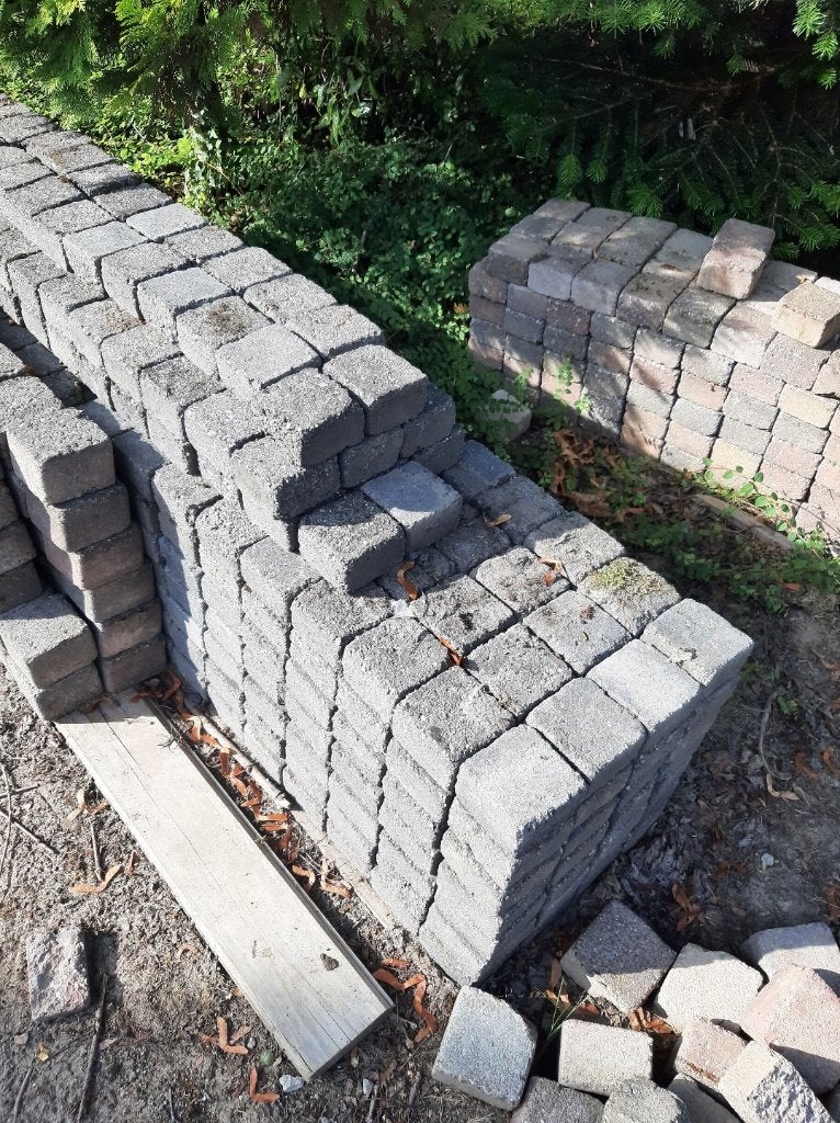718 grijze bakstenen, gratis afhalen, Tuin en Terras, Tegels en Klinkers, Ophalen, Gebruikt, Klinkers, Minder dan 5 m²