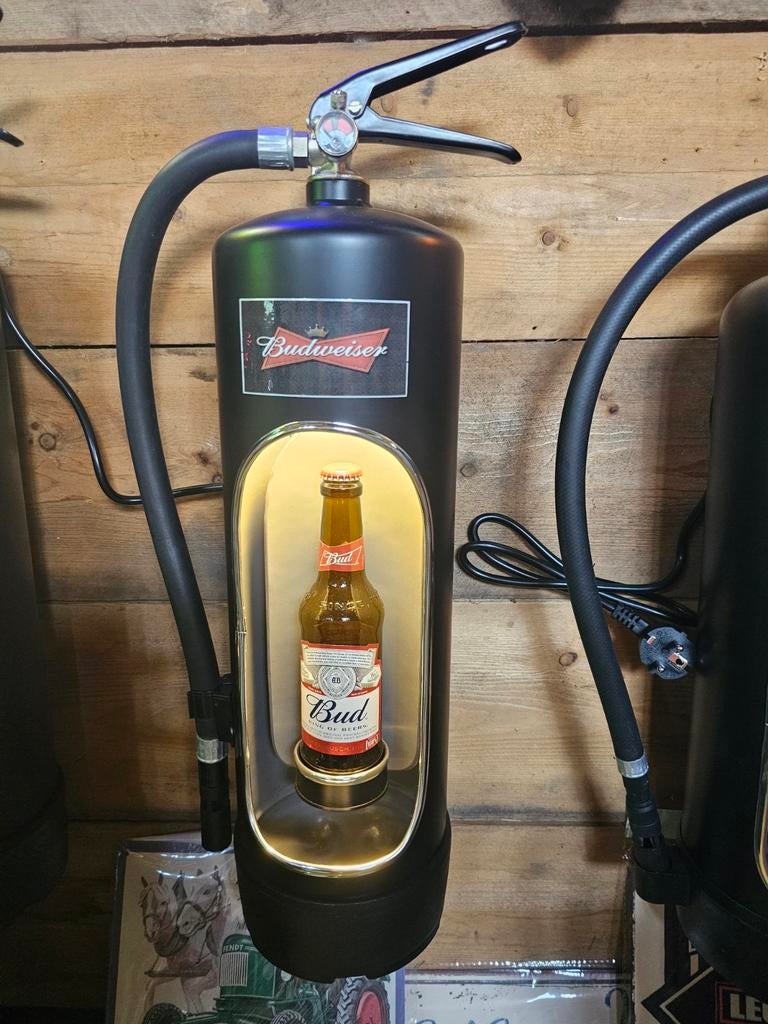 Mooie BUDWEISER brandblusser met ledverlichting, Ophalen of Verzenden, Nieuw, Overige typen, Overige merken