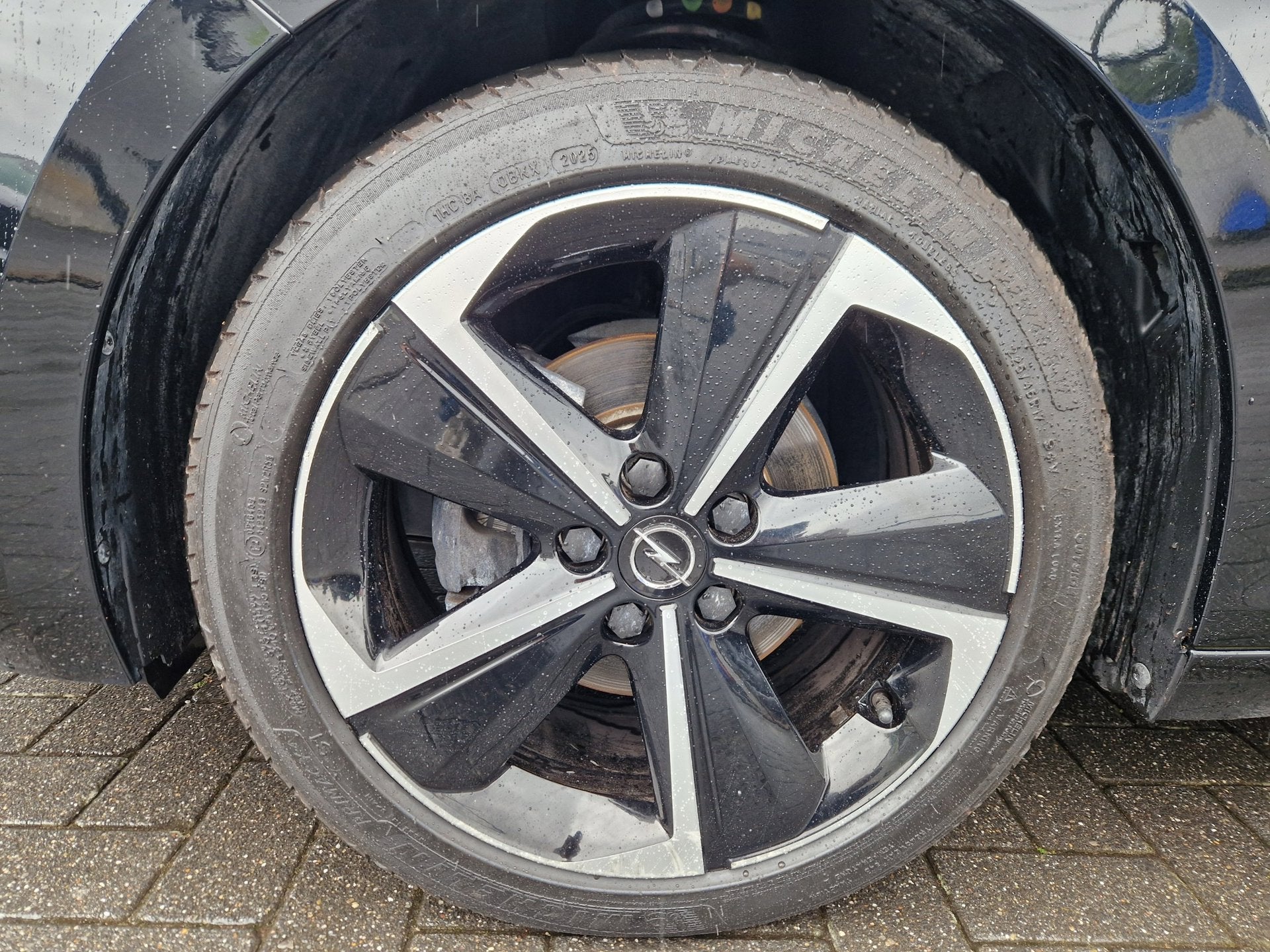 Opel Astra 1.2 EAT8 GS Line /Keyless /Adap Cruise /camera v+, Auto's, 12 maanden, Gebruikt, 1199 cc, Zwart