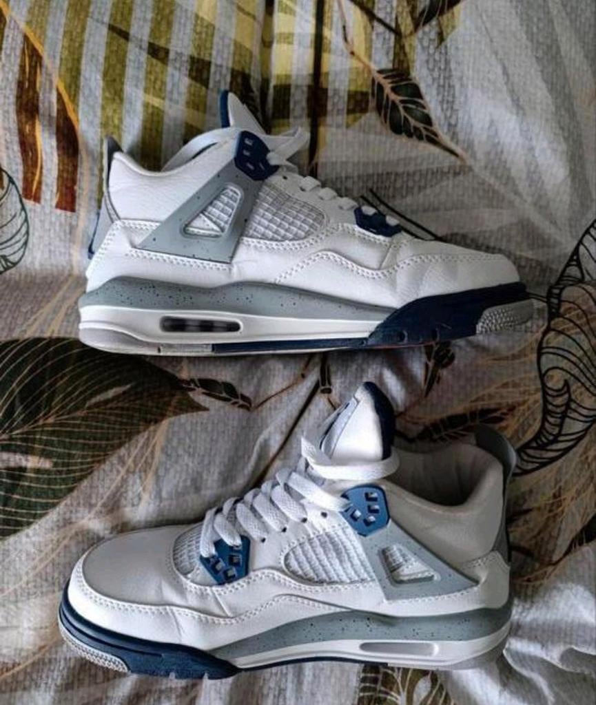 Air Jordan Retro 4 Midnight Blue Navy maat 38, Kleding | Dames, Schoenen, Nieuw, Sneakers of Gympen, Wit, Ophalen of Verzenden