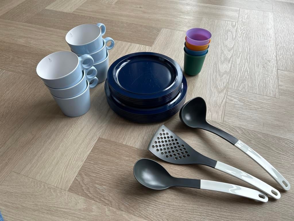 Mepal Campingservies & Hema Bekertjes - Set, Ophalen, Zo goed als nieuw