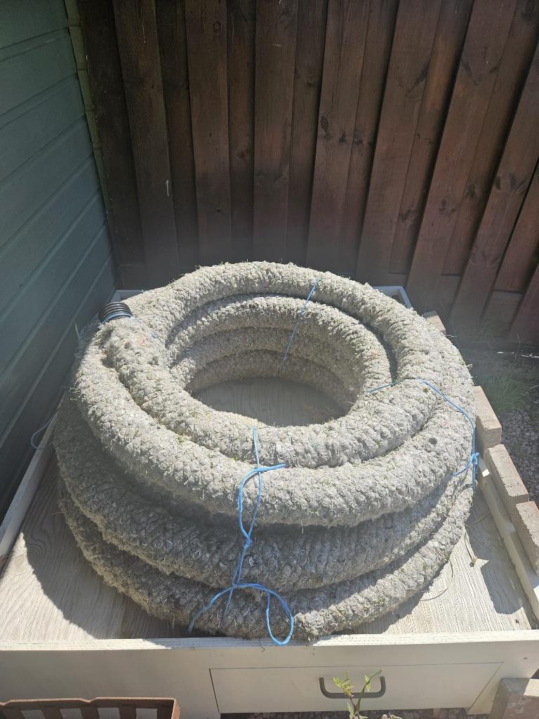 Nieuwe drainagebuis 80 mm + eindkap afvoergoot – 25 meter, Doe-het-zelf en Verbouw, Buizen en Afvoer, Ophalen, Pvc, 6 meter of meer