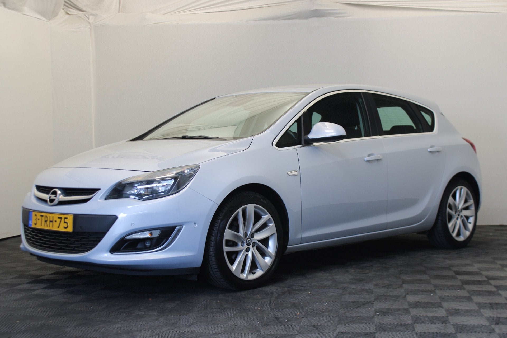 Opel Astra 1.4 Turbo Sport (bj 2014), Auto's, Voorwielaandrijving, Euro 5, Stof, Gebruikt