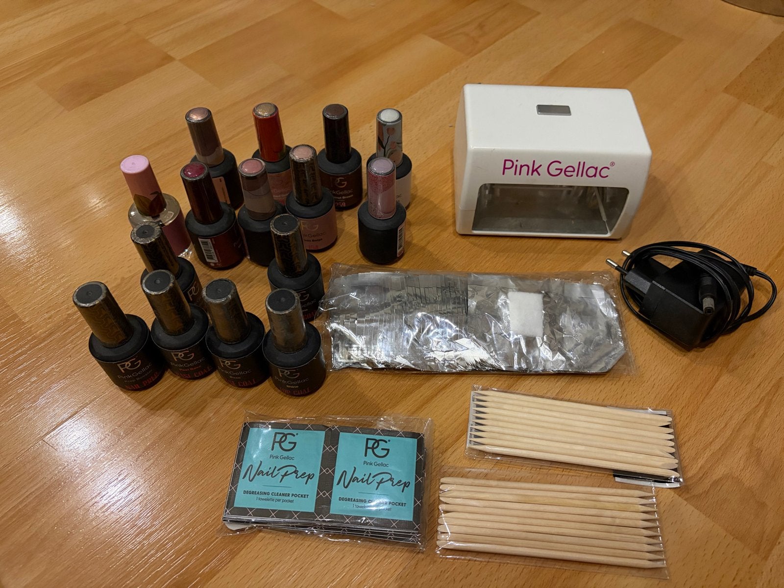 Pink Gellac starter set met lamp en 8 kleuren gellak, Ophalen of Verzenden, Zo goed als nieuw, Overige typen