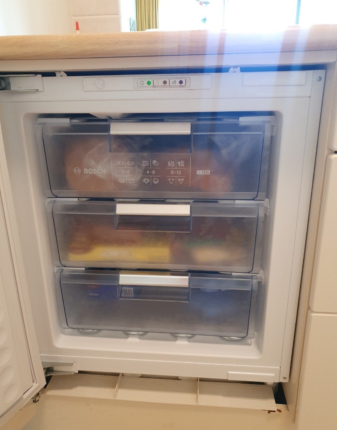 Bosch Inbouw Vrieskast, Gebruikt, Minder dan 85 cm, Inbouw, 60 tot 90 cm
