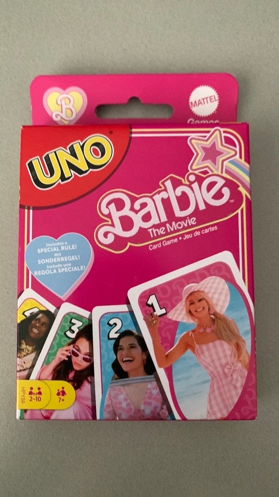 Spelletje Uno Barbie, Ophalen of Verzenden, Nieuw