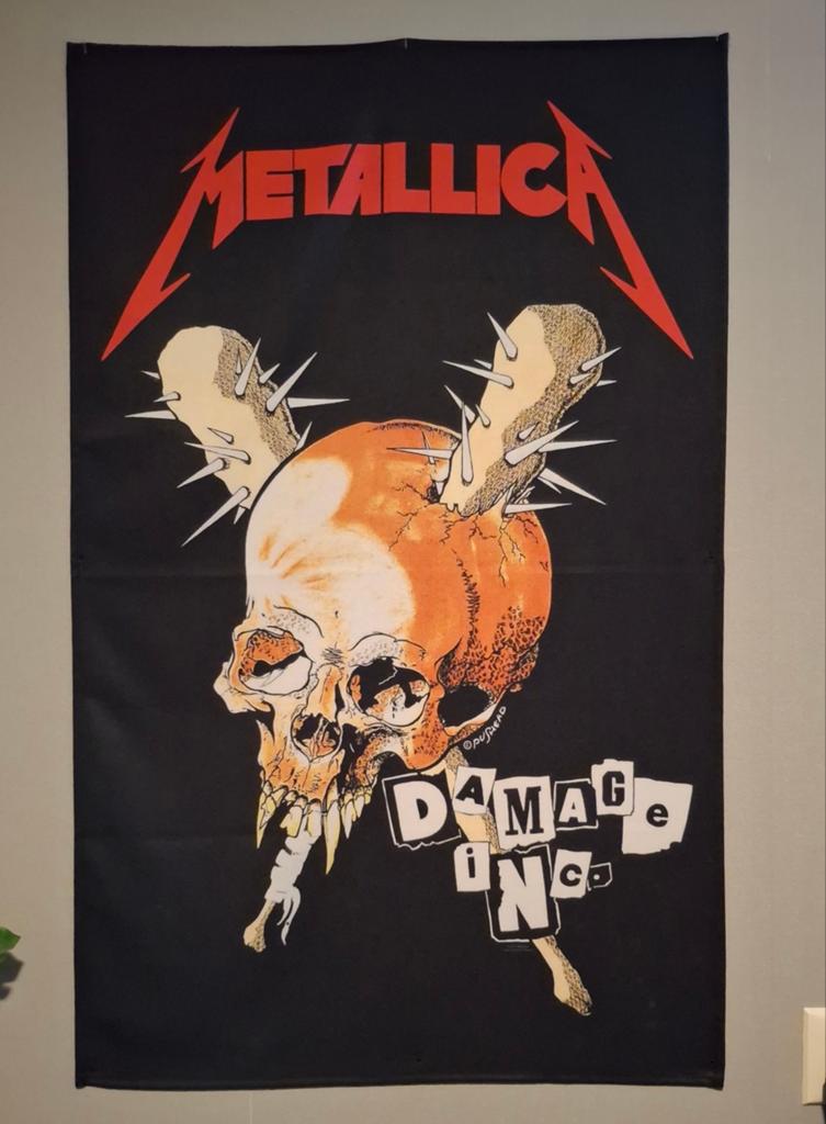 Metallica Damage Inc. wandkleed/vlag, 70 cm, 106 cm, Ophalen of Verzenden, Zo goed als nieuw