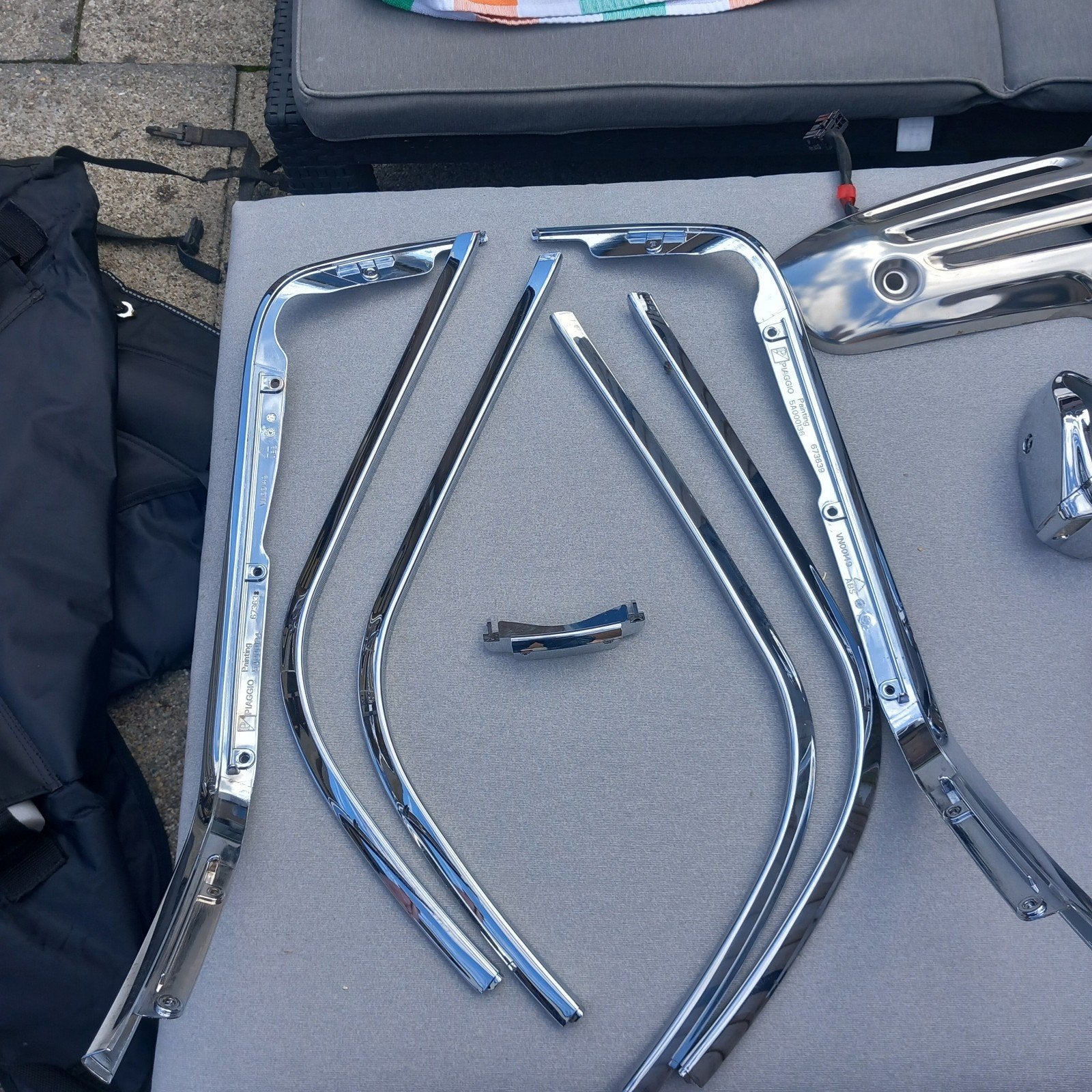 piaggio vespa sprint  onderdelen. nieuw en gebruikt, Ophalen, Benzine