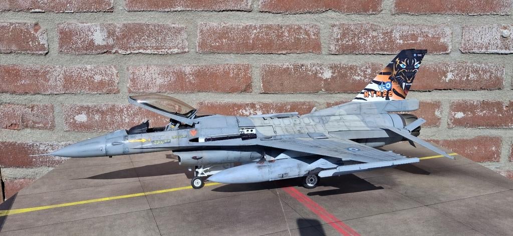 F-16c NTM tiger Greek, Overige merken, Nieuw, Ophalen of Verzenden, Groter dan 1:72