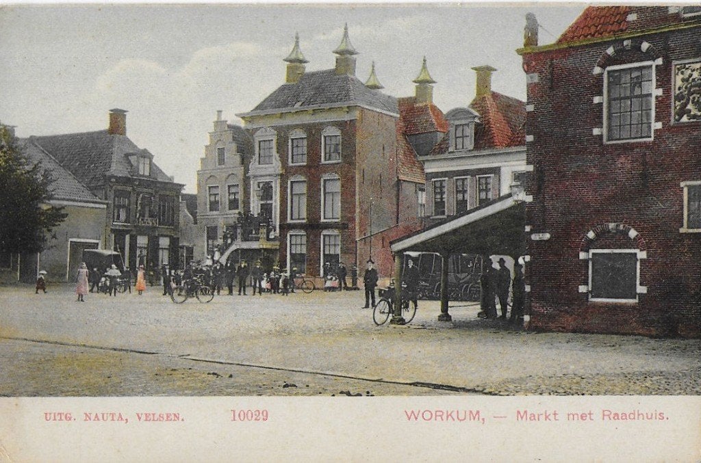 Workum Markt Oude Ongelopen Ansichtkaart ( A2533 ), Ophalen of Verzenden, 1960 tot 1980, Ongelopen