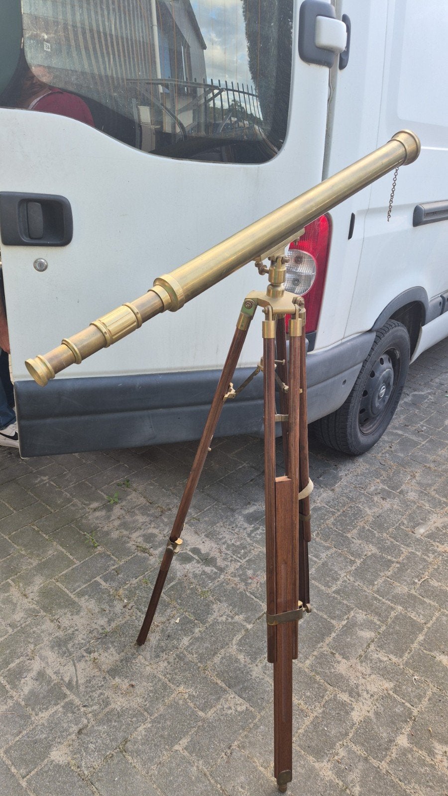 Antieke Messing Telescoop met Houten Statief, Ophalen, Gebruikt, Lenzentelescoop (refractor), 80 tot 200 mm