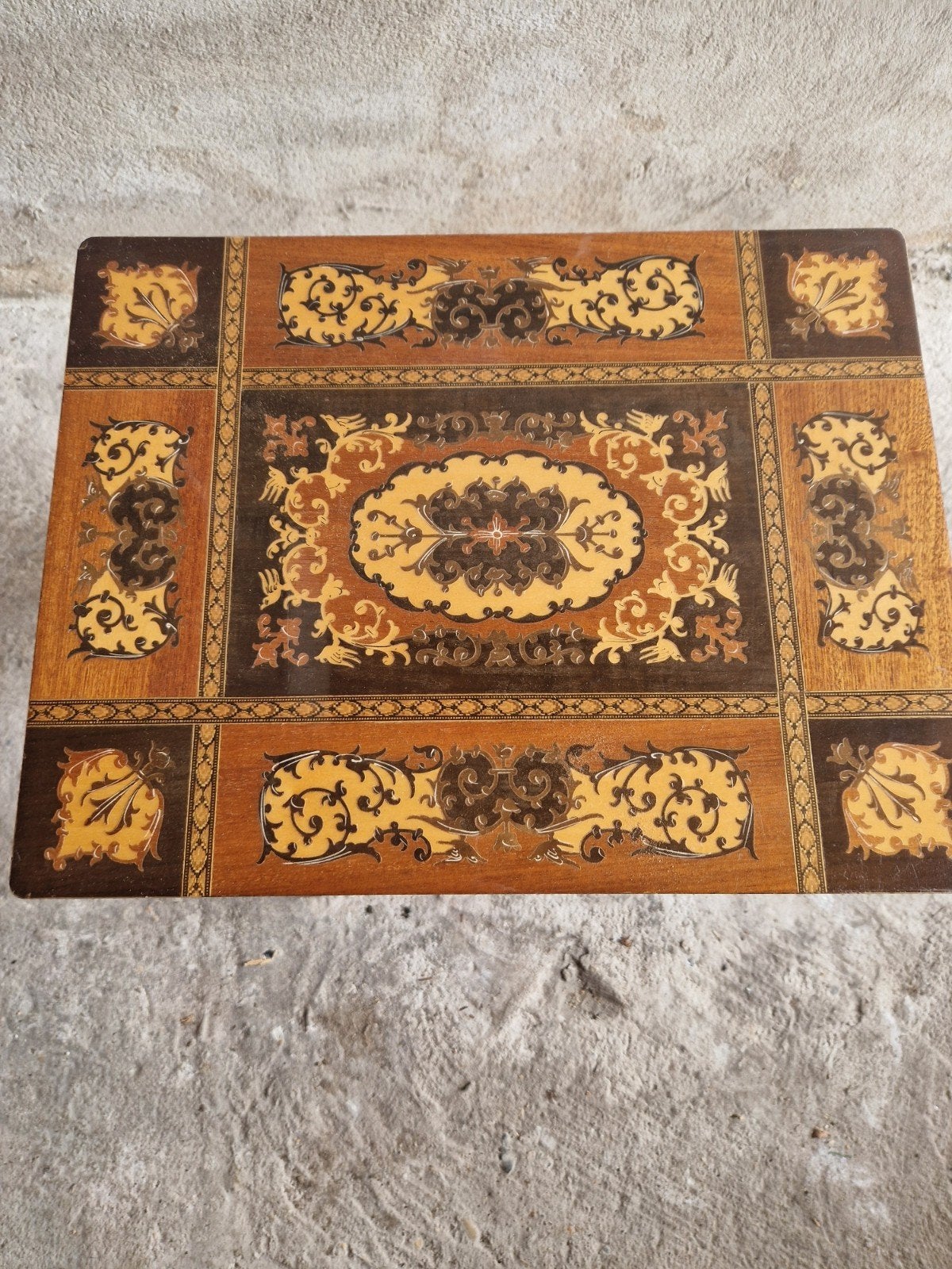 Antiek Muziektafeltje met Intarsia Inlegwerk, Antiek en Kunst, Ophalen