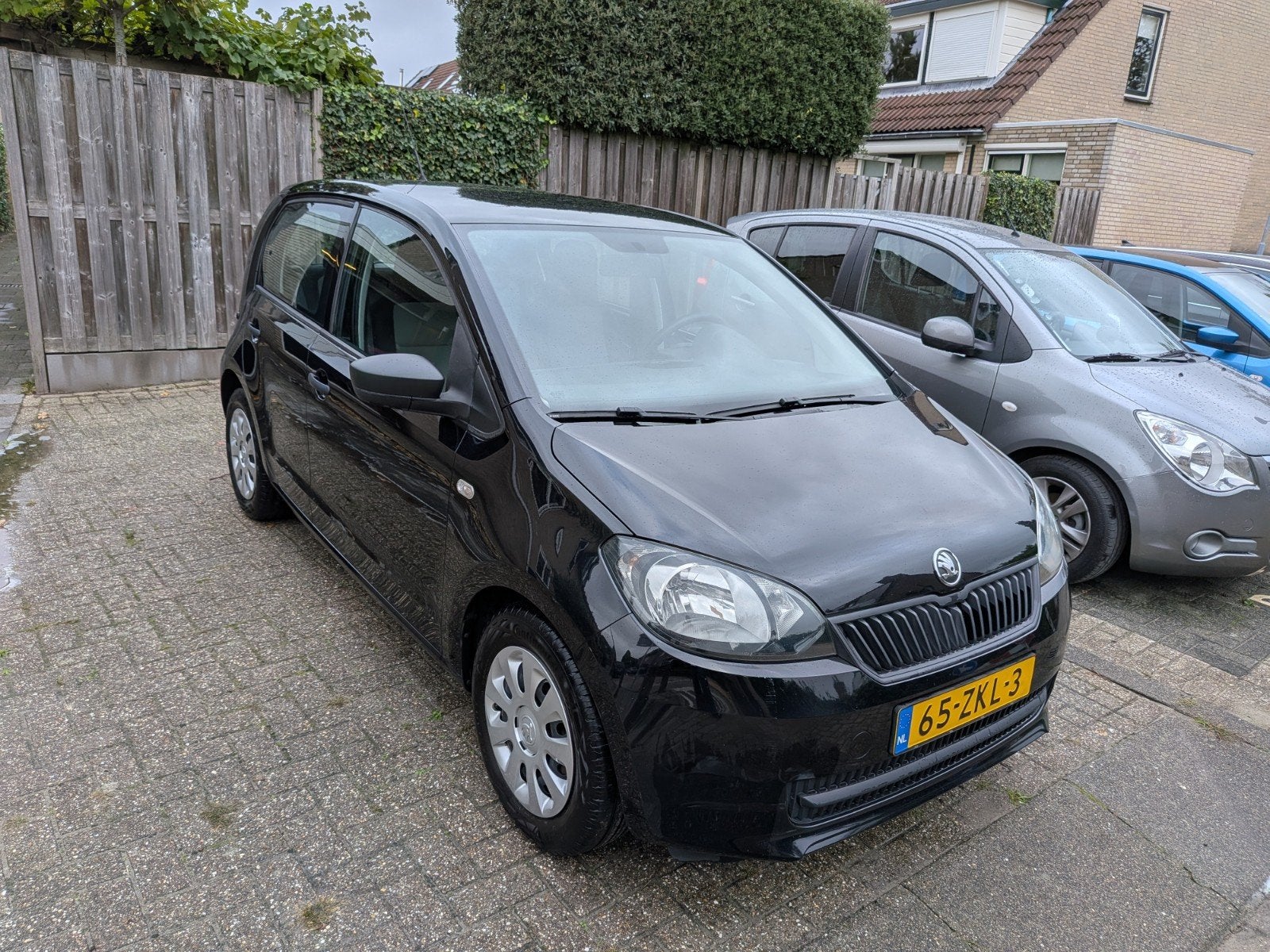Skoda Citigo 1.0 T 44KW 2012 Zwart, Auto's, Voorwielaandrijving, 840 kg, 4 stoelen, Zwart