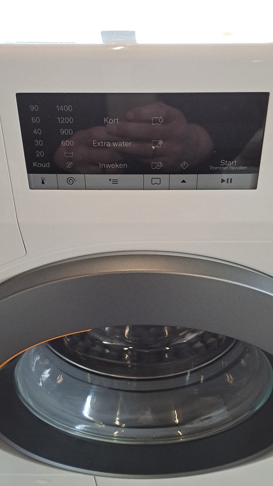 Jong miele wasmachine w1 excellence active 7kg, Miele@gmail.com, Ophalen of Verzenden, Voorlader, Energieklasse A of zuiniger