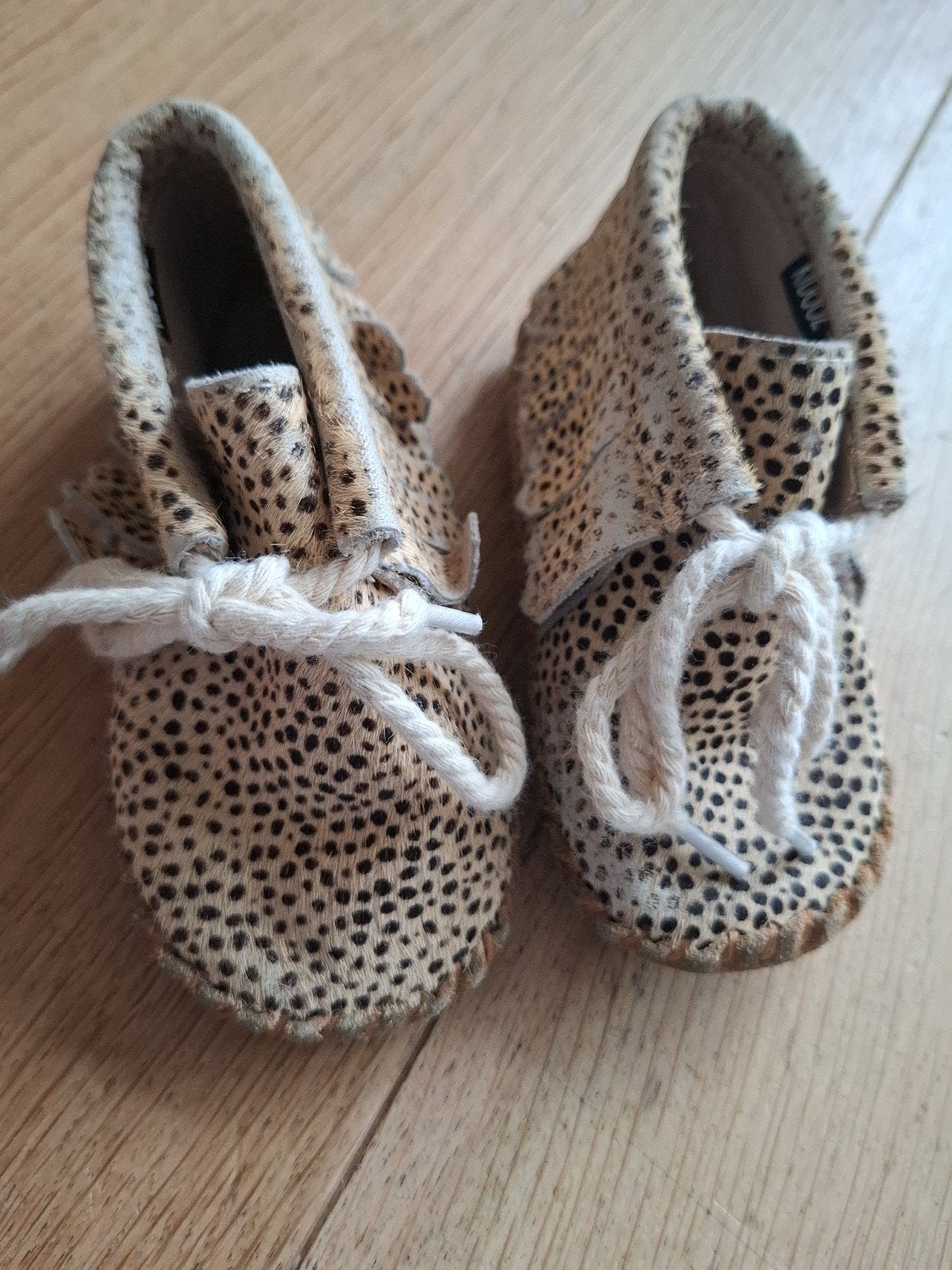KIDOOZ babyschoentjes met luipaardprint xl, Gebruikt, Jongen of Meisje, Schoenen, Ophalen of Verzenden