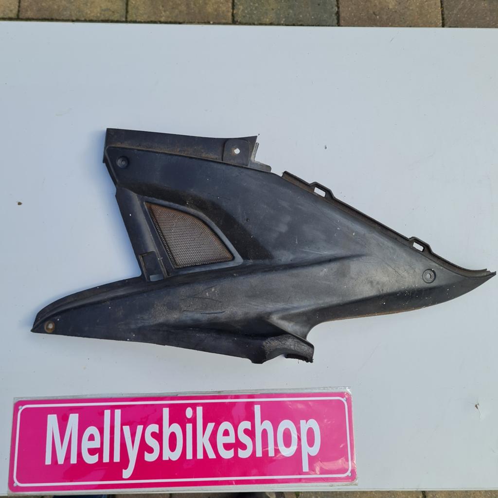 Yamaha aerox linker zijkap voetsteun kap, Ophalen of Verzenden, Yamaha, Info@yamaha.nl, Nl