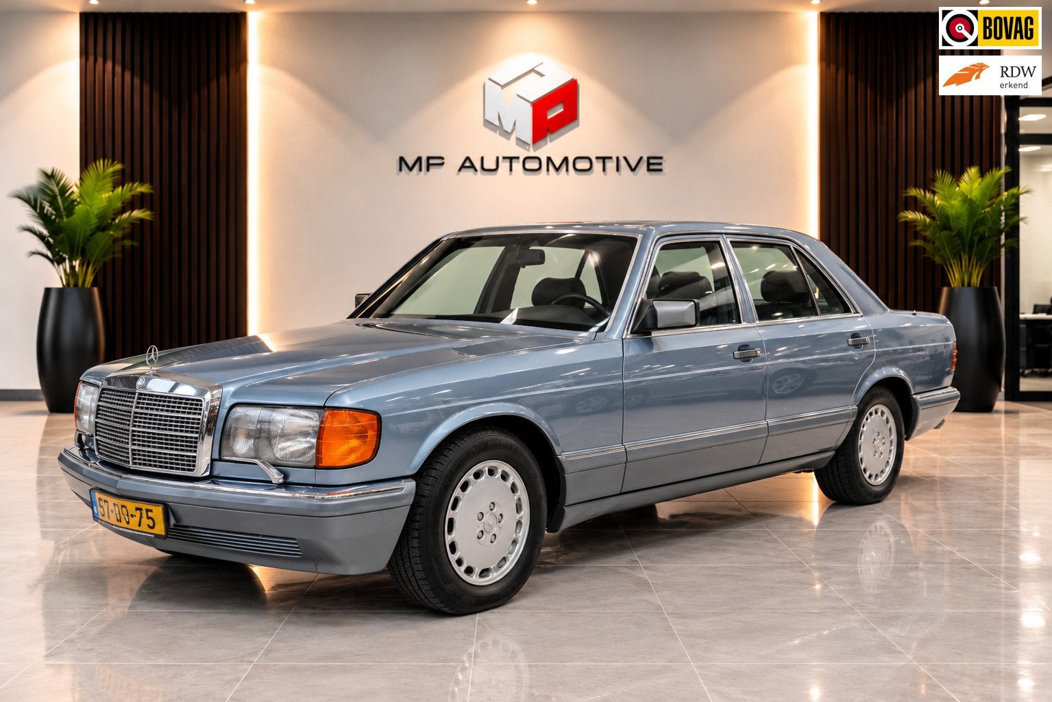 Mercedes-Benz S-klasse 420 SE V8 AUT|Oldtimer|Airco|Memory|S, Auto's, Automaat, Dealer onderhouden, Achterwielaandrijving, Gebruikt