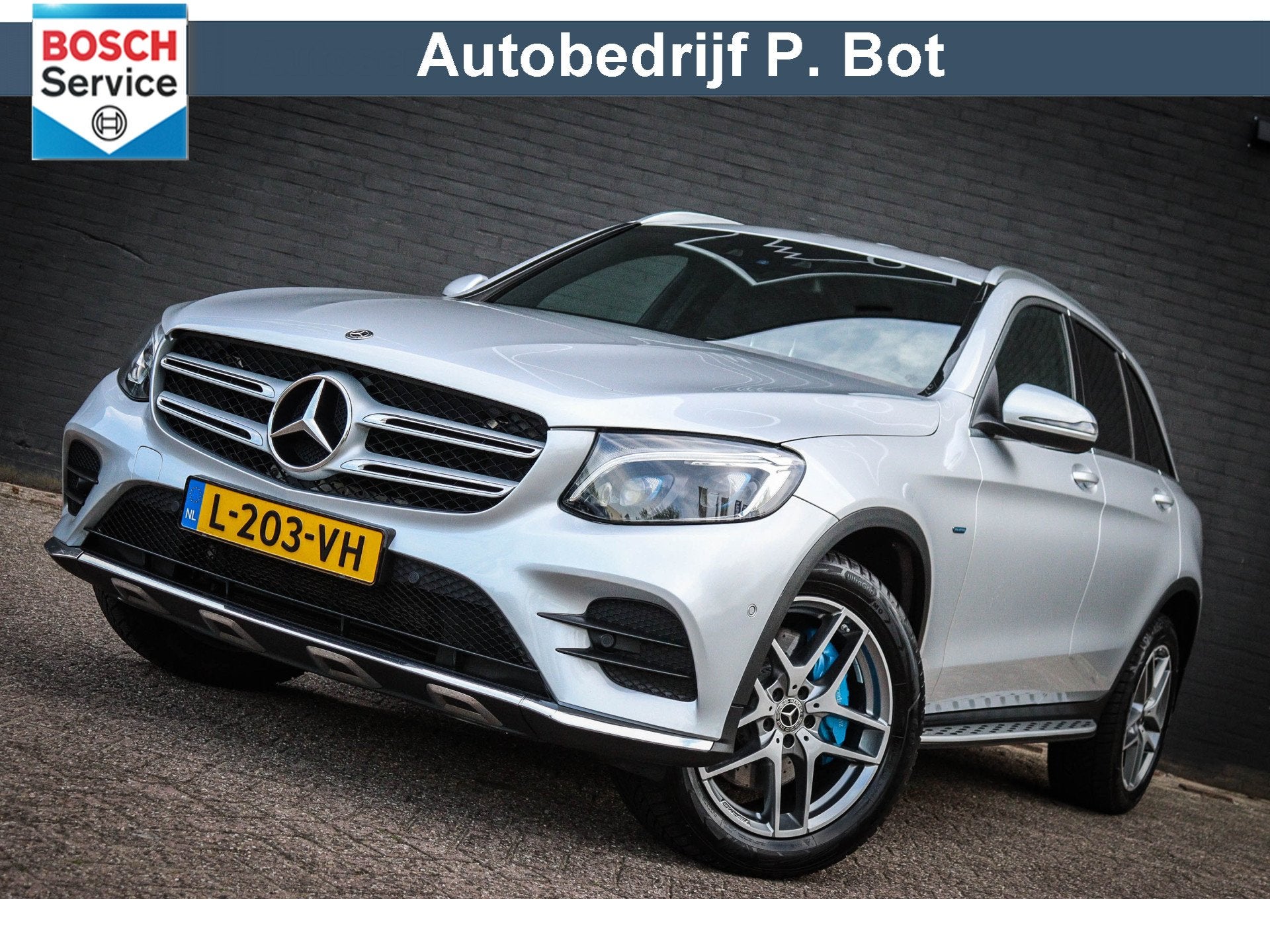 Mercedes-Benz GLC 350e 4MATIC AMG Line/Leder/Trekhaak, Auto's, Automaat, Gebruikt, 4 cilinders, 2000 kg