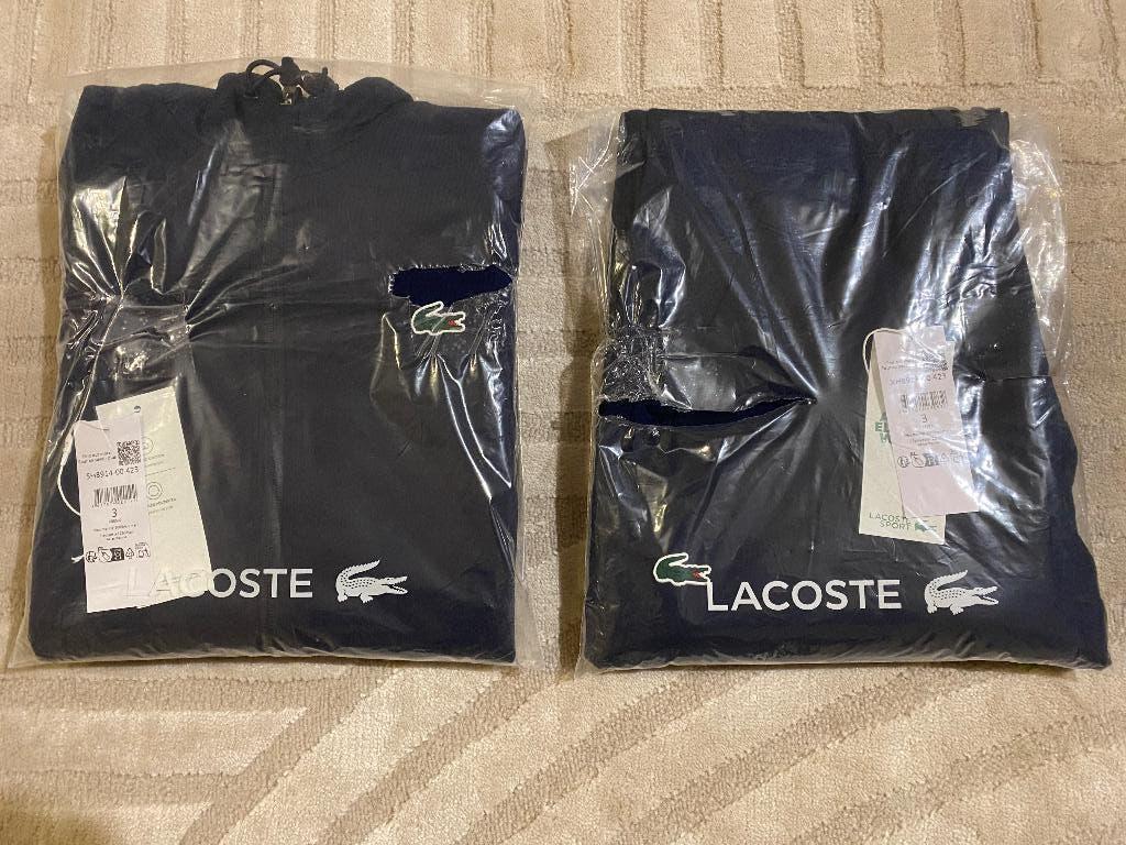 Lacoste Sport Hooded Trainingspak Donkerblauw. NIEUW !!, Kleding | Heren, Sportkleding, Blauw, Lacoste, Nieuw, Ophalen of Verzenden